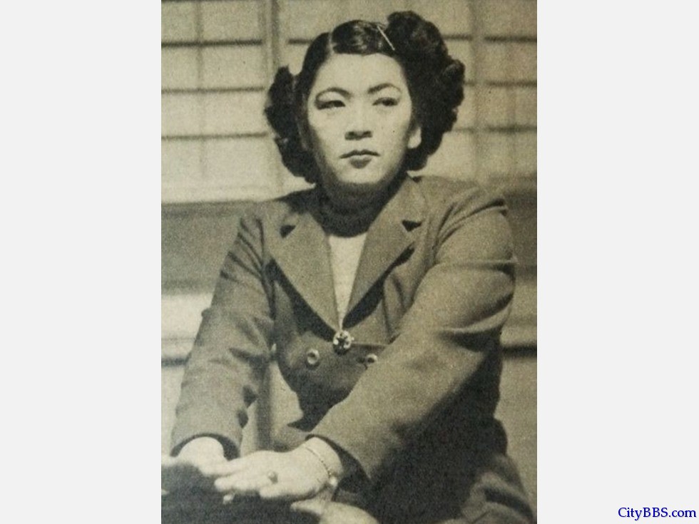 战后日本：1个女人与32个男人的孤岛生活