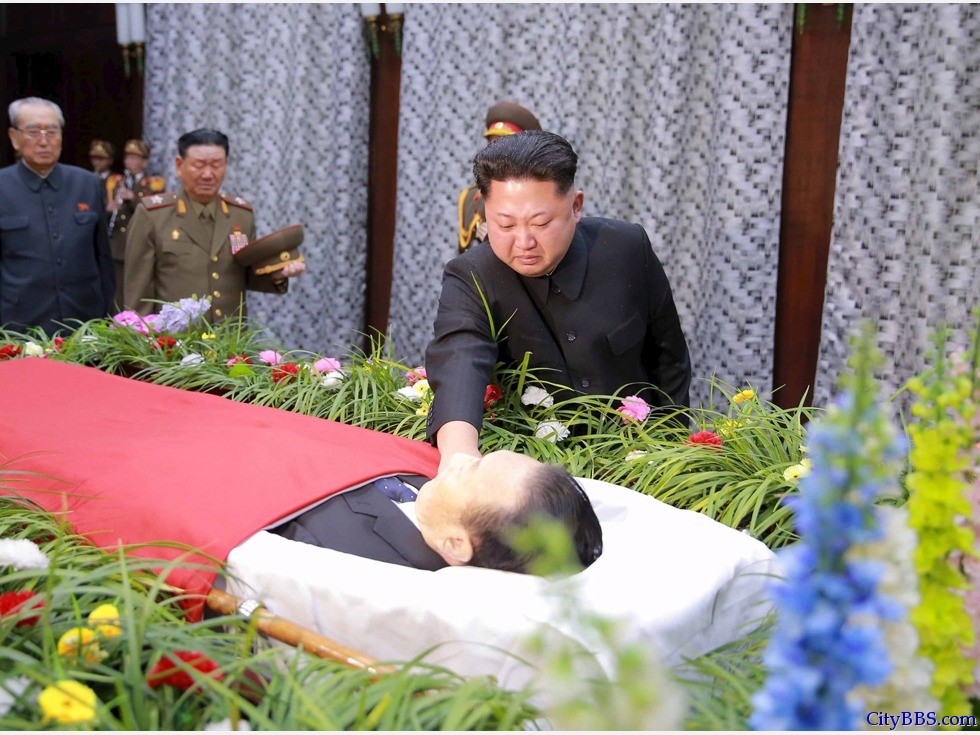 金养建亡故 从金正恩抚尸痛哭看朝鲜政治学