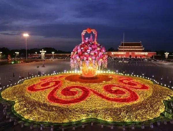 天安门广场国庆花坛39.jpeg