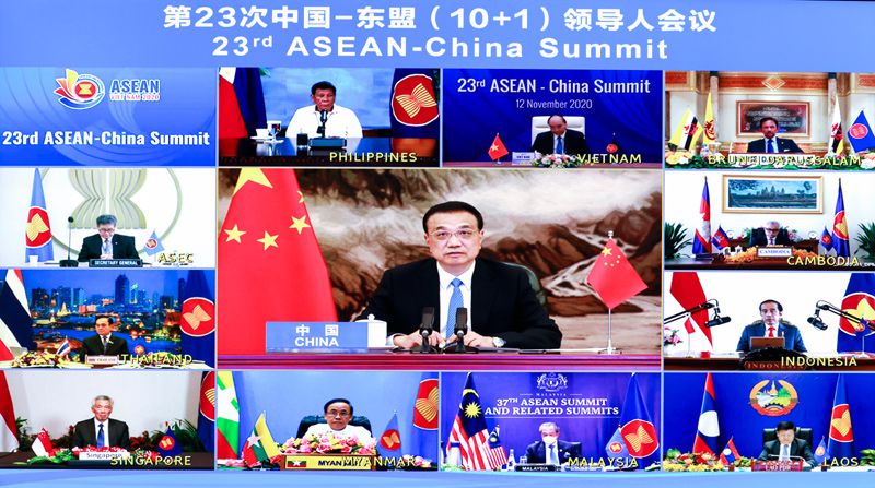李克强出席中国东盟领导人会议.jpg